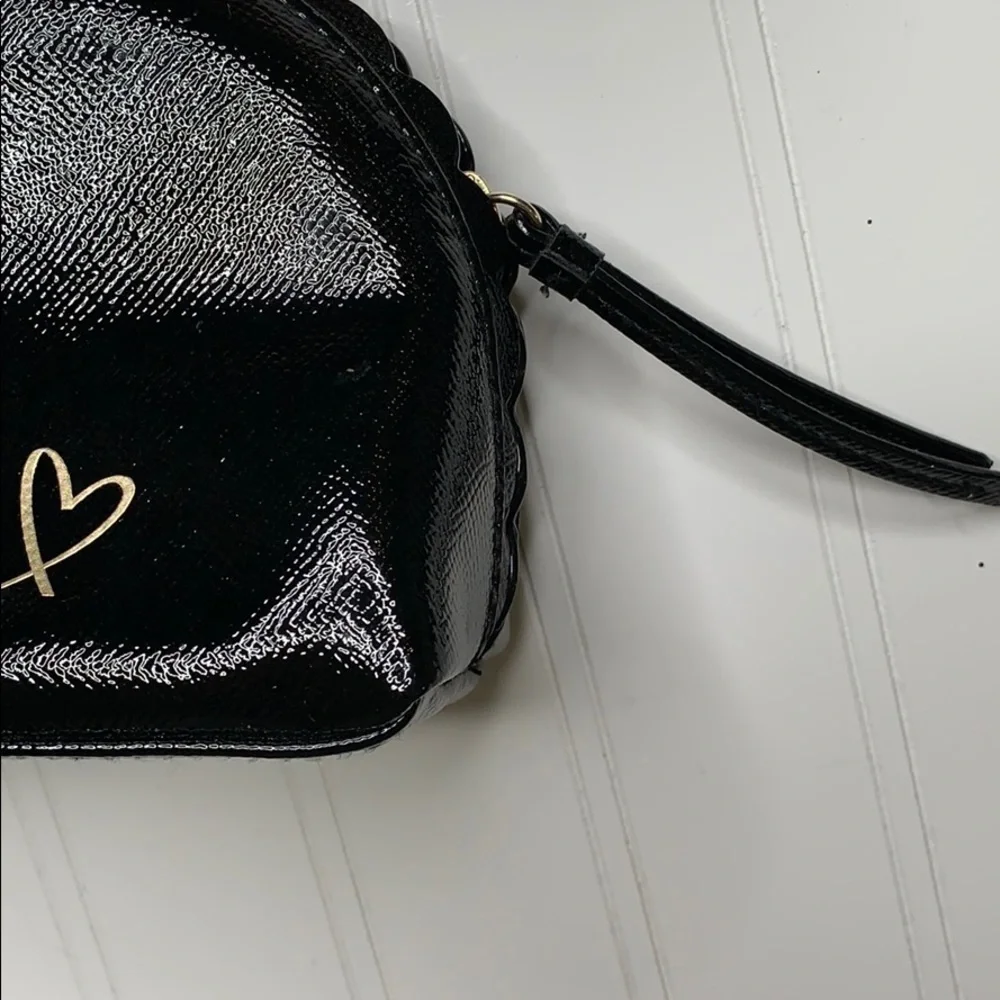 Victoria’s Secret Black Gold Cut Out Makeup Bag. SM1688
